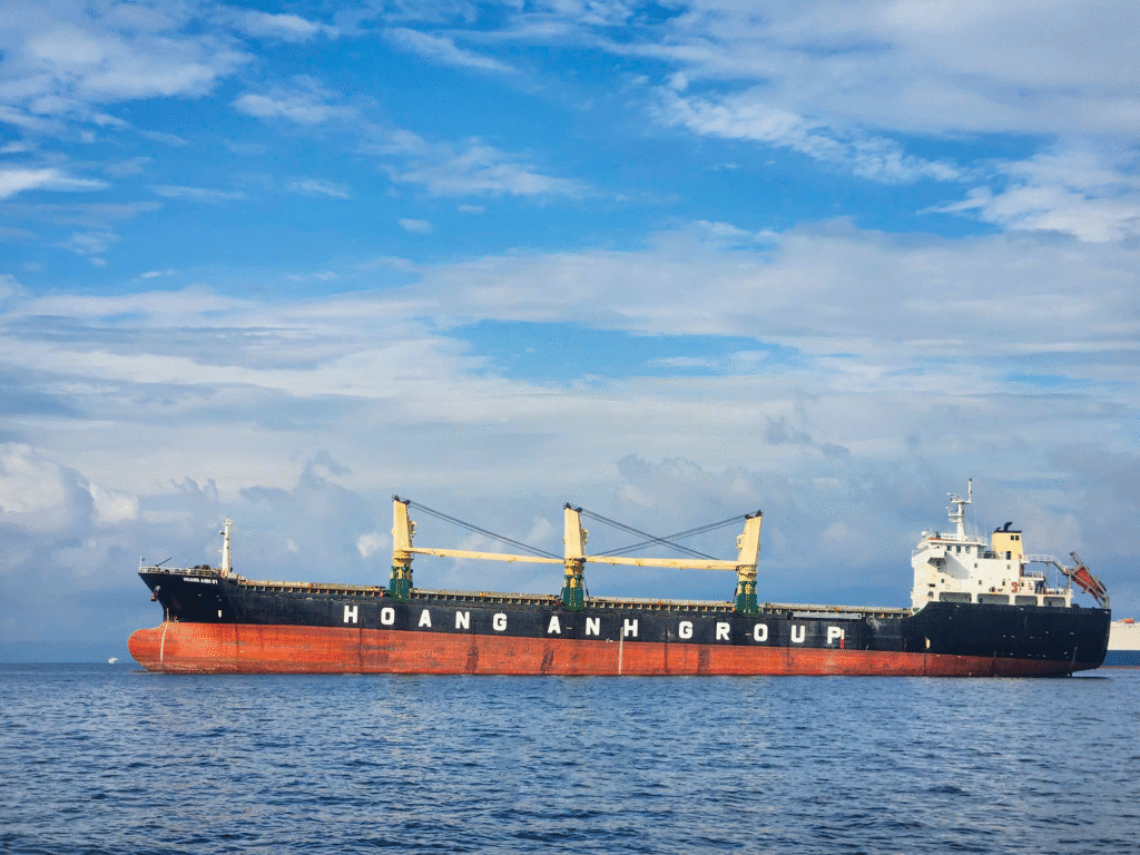 Liên hệ Hoàng Anh Shipping